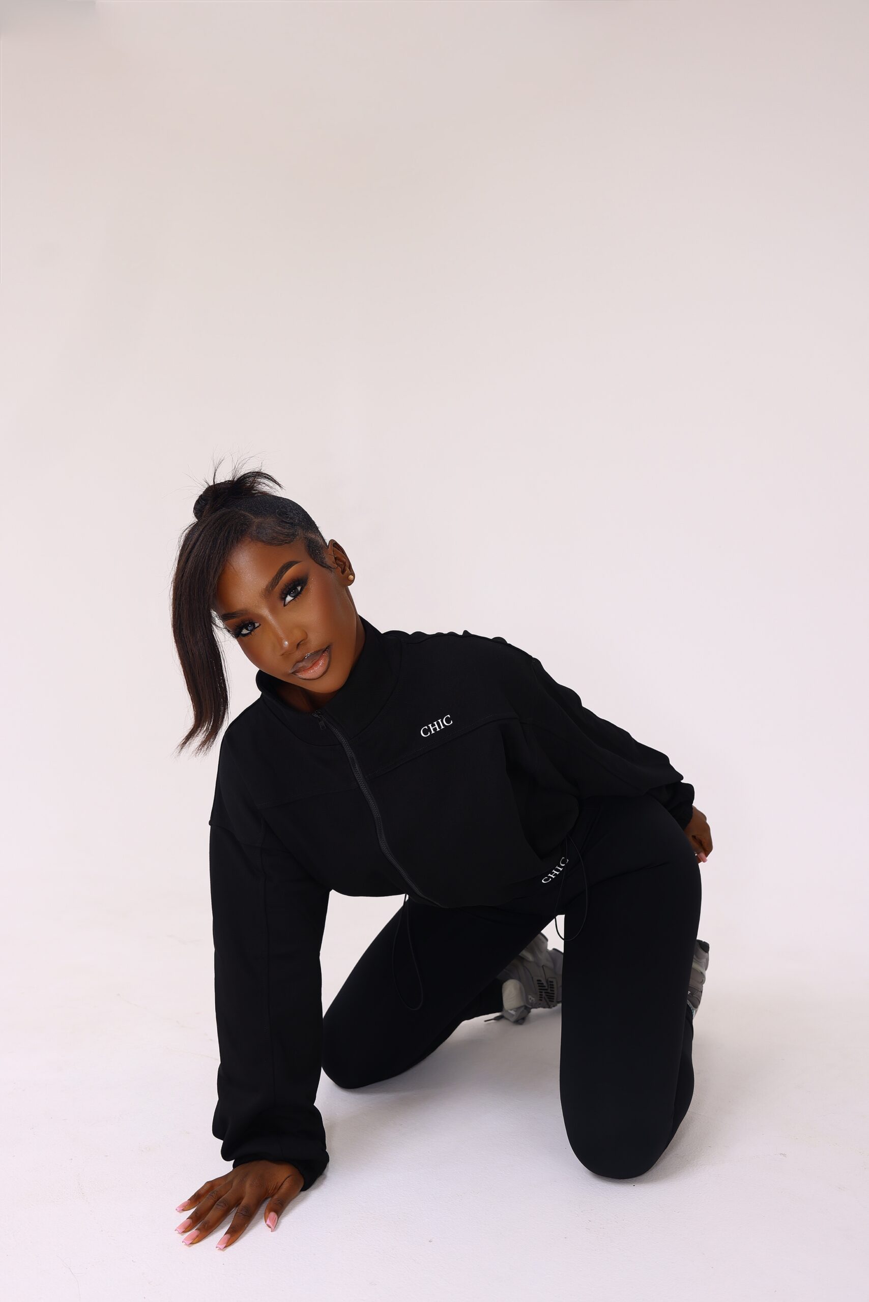 Jaded Set - Image 5