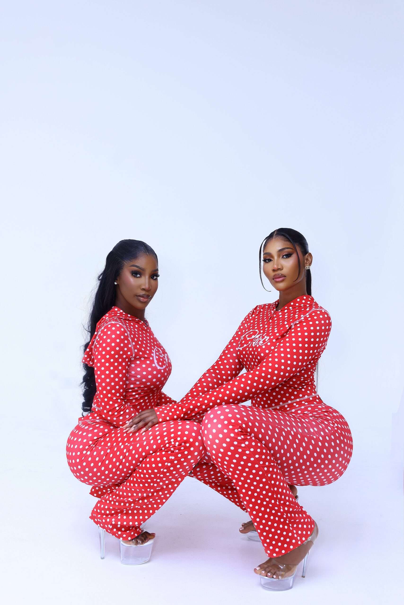 Cherry spot red and white polka dot - Image 6